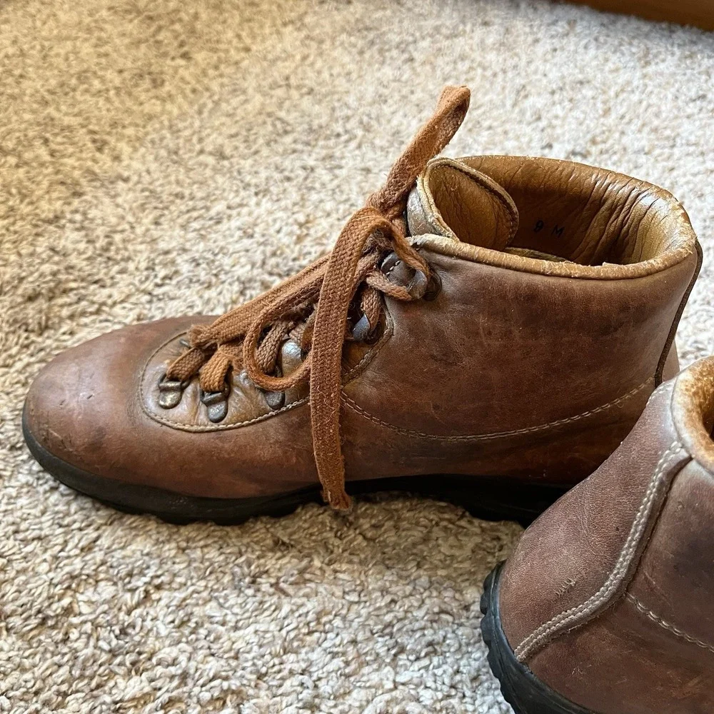 Vintage Vasque Gore-Tex Womens Size 9 Brown Cowhide Leather Hiking Outdoor Boots